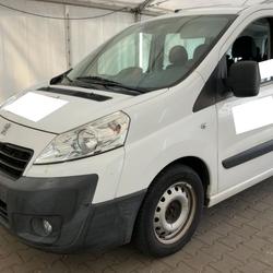 Peugeot Expert Tepee 2.0 HDI 125 Access 9 LONG Ch&acirc;tillon-en-Vendelais