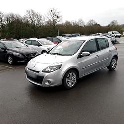 Renault Clio 3 Dynamique TomTom 1.2 TCE 100 Eco2 Ch&acirc;tillon-en-Vendelais