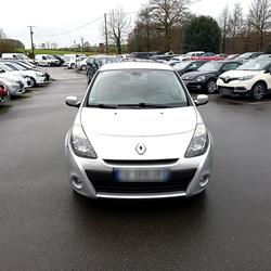 Renault Clio 3 Dynamique TomTom 1.2 TCE 100 Eco2 Ch&acirc;tillon-en-Vendelais