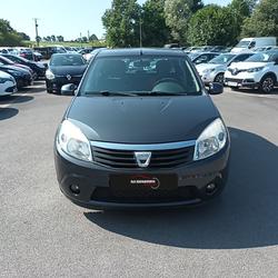 Dacia Sandero Laureate 1.5 dCi 85 Ch&acirc;tillon-en-Vendelais