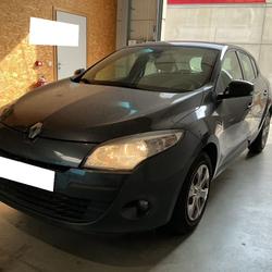 Renault Megane 3 Expression 1.5 dCi 110 FAP Champion Eco2 Ch&acirc;tillon-en-Vendelais