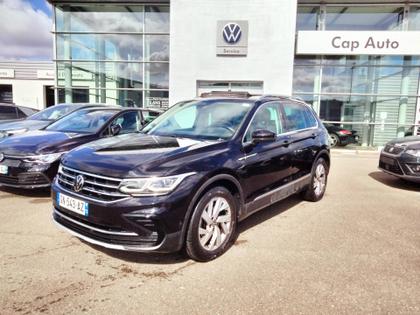 Volkswagen Tiguan - Tiguan 1.5 TSI 150ch DSG7 Elegance ENTRETIEN COMPLET VW - 27 750 €