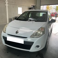 Renault Clio 3 20 ans 1.5 dCi 70 Eco2 Ch&acirc;tillon-en-Vendelais
