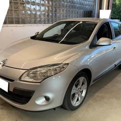 Renault Megane 3 Expression 1.6 16v Ch&acirc;tillon-en-Vendelais