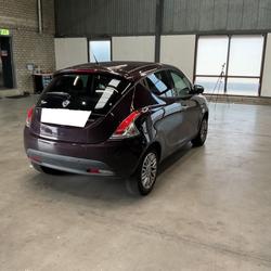 Lancia Ypsilon 0,9 TwinAir 85 ch Stop&Start Gold DFS Ch&acirc;tillon-en-Vendelais