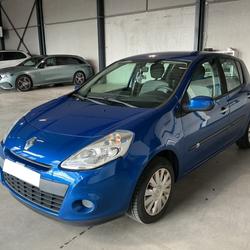 Renault Clio 3 20 ans 1.5 dCi 90 Eco2 occasion - Ch&acirc;tillon-en-Vendelais - photo 2/5