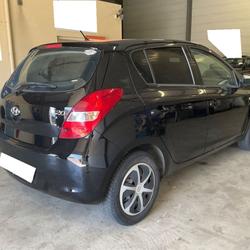 Hyundai i20 1.4 CRDI 90 PACK Sensation occasion - Ch&acirc;tillon-en-Vendelais - photo 2/6