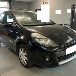 Renault Clio 3 Dynamique TomTom 1.2 TCE 100 Eco2 occasion - Ch&acirc;tillon-en-Vendelais - photo 3/9