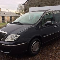 Lancia Phedra 2.0 JTD 109 EMBLEMA BVA Qu&eacute;vert