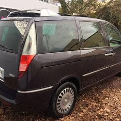 Lancia Phedra 2.0 JTD 109 EMBLEMA BVA Qu&eacute;vert