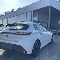 Peugeot 308 III Phase 1 1.5 BLUEHDI 130CH S&S STYLE EAT8 Saint-L&eacute;ger-de-Lini&egrave;res
