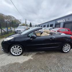 Peugeot 207 CC 207 CC 1.6 VTi 16V 120ch Feline Sainte-Luce-sur-Loire