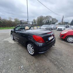 Peugeot 207 CC 207 CC 1.6 VTi 16V 120ch Feline Sainte-Luce-sur-Loire