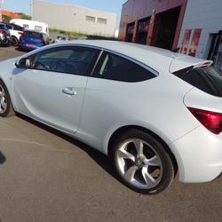 Opel Astra GTC 2.0 CDTI 165CH FAP SPORT START&STOP Br&eacute;hal