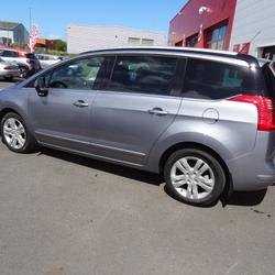 Peugeot 5008 2.0 BLUEHDI 150CH ALLURE S&S 7PL Br&eacute;hal