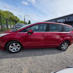 Peugeot 5008 5008 1.6 HDi 110ch FAP BVM6 Premium 5pl Sainte-Luce-sur-Loire