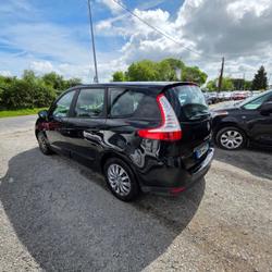 Renault Grand Scenic 3 Grand Sc&eacute;nic III dCi 130 FAP eco2 Business Energy 7 pl Sainte-Luce-sur-Loire