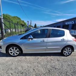 Peugeot 308 Phase 2 308 1.6 e-HDi 112ch FAP Active Sainte-Luce-sur-Loire