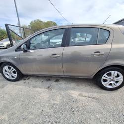 Opel Corsa Corsa 1.2 - 85 ch Twinport Edition Sainte-Luce-sur-Loire