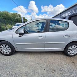 Peugeot 207 207 1.6 HDi 92ch FAP Active Sainte-Luce-sur-Loire