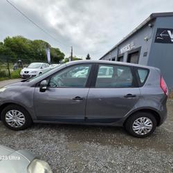 Renault Scenic 3 Scenic III dCi 110 FAP eco2 Business Euro 5 Sainte-Luce-sur-Loire