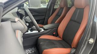 Mazda CX-30  - photo 4