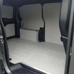 Peugeot Expert Taille M 2.0 BHDI 180 S&S AUTO P ASPH C occasion - Cand&eacute; - photo 3/16