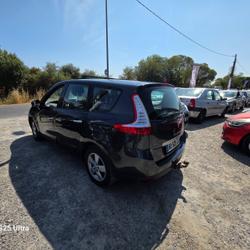 Renault Grand Scenic 3 Grand Sc&eacute;nic III dCi 110 FAP eco2 Dynamique Euro 5 5 pl Sainte-Luce-sur-Loire
