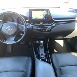 Toyota C-HR Pro Hybride 122h Dynamic Business Saint-Jouan-des-Gu&eacute;rets