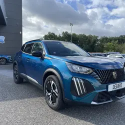 Peugeot 2008 1.2 HYBRID 145CH GT E-DCS6 M&eacute;rignac