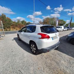Peugeot 2008 1.6 BlueHDi 120ch S&S BVM6 Allure occasion - Sainte-Luce-sur-Loire - photo 3/13