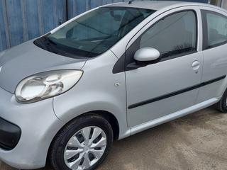 Citroen C1 - 1.4 HDI55 CONFORT 5P - 3 700 €