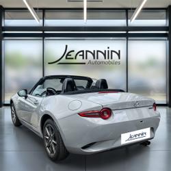 Mazda Mx-5 4 MX-5 Roadster 1.5L SKYACTIV-G 132 ch Exclusive-Line Vert-Saint-Denis