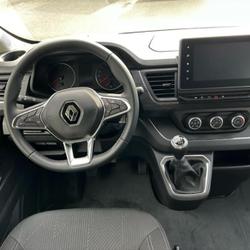 Capucine Pilote RENAULT 130CH BVM 130 CV Moirans