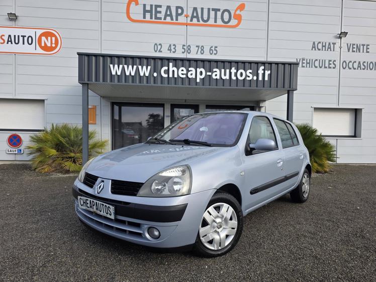 Renault Clio  - Confort - 2 490 €