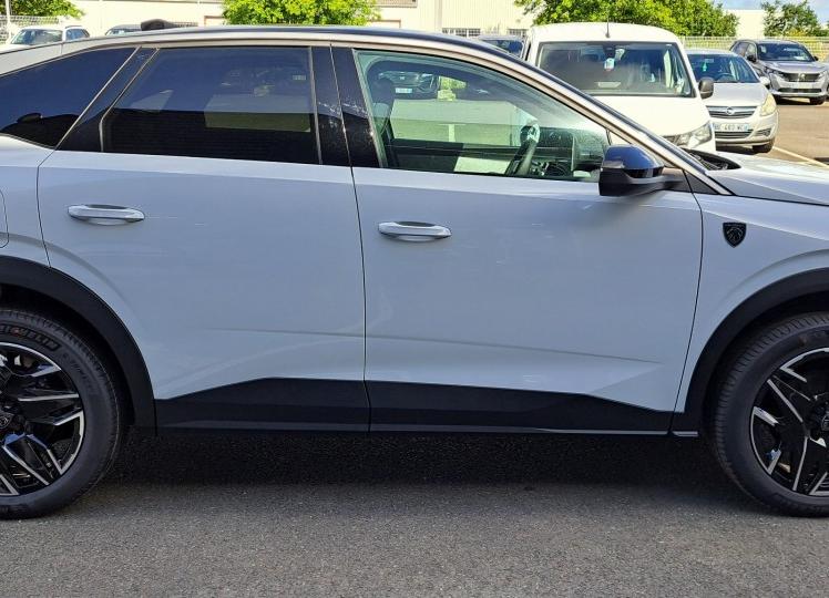 Peugeot 3008  - Gt - 32 790 €