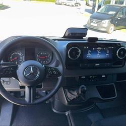 Mercedes Sprinter SPRINTER FGN 317 CDI 43 3.5T RWD PRO Chen&ocirc;ve
