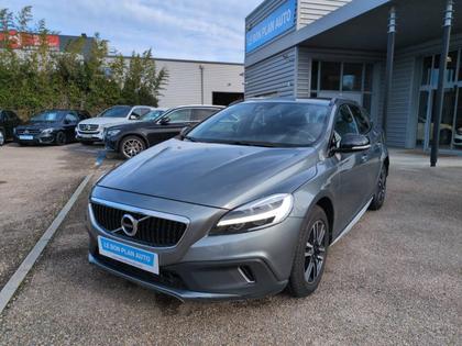 Volvo V40 Cross Country - T3 152ch Luxe Geartronic - 11 990 €