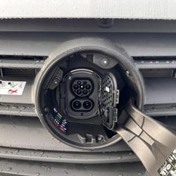 Mercedes Sprinter 320 eSprinter 37 3T5 Pro occasion - Cesson-S&eacute;vign&eacute; - photo 2/20