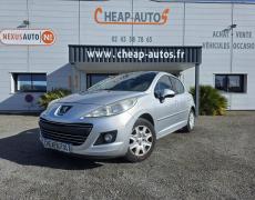 Peugeot 207 Quelaines-Saint-Gault