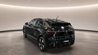 Renault Megane E-Tech  - photo 2