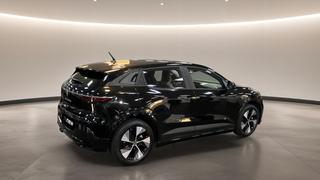 Renault Megane E-Tech  - photo 4