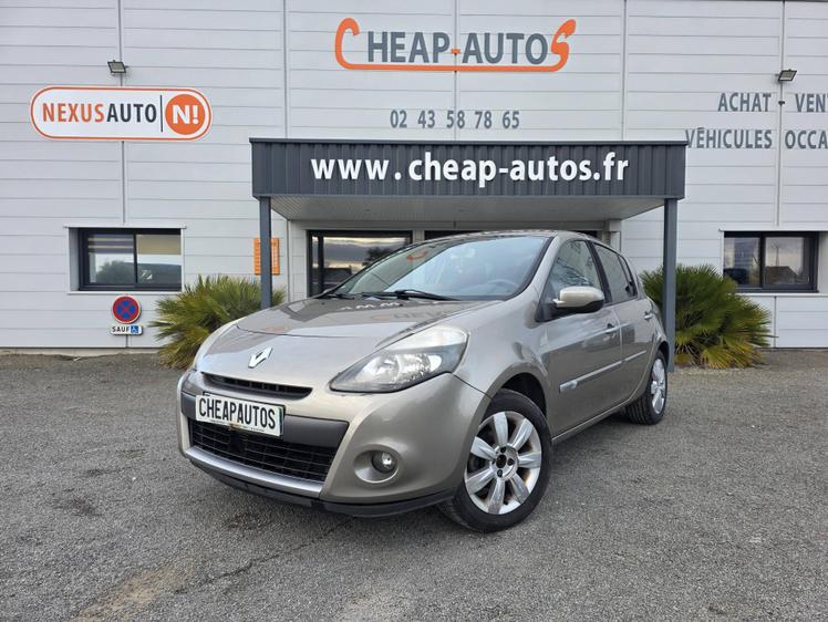 Renault Clio 3  - 5 490 €