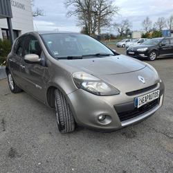 Renault Clio 3 III 1.5 dCi85 TomTom 5p Quelaines-Saint-Gault