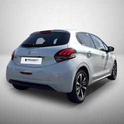 Peugeot 208 Puretech 82 &euro;6.c TECH EDITION Le Blanc