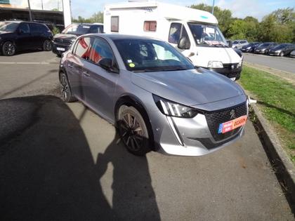 Peugeot 208 - 1.5 BLUEHDI 100CH S&S GT PACK - 14 900 €