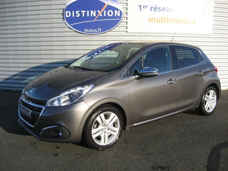 Peugeot 208  - Allure - 10 200 €