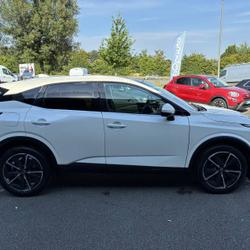 Nissan Qashqai Mild Hybrid 140 ch N-Connecta Laval