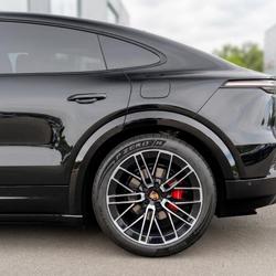 Porsche Cayenne ELECTRIQUE 544ch BVA1 occasion - Quimper - photo 3/10