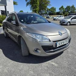 Renault Megane 3 ESTATE 1.5 dCi 110ch XV de France Quelaines-Saint-Gault